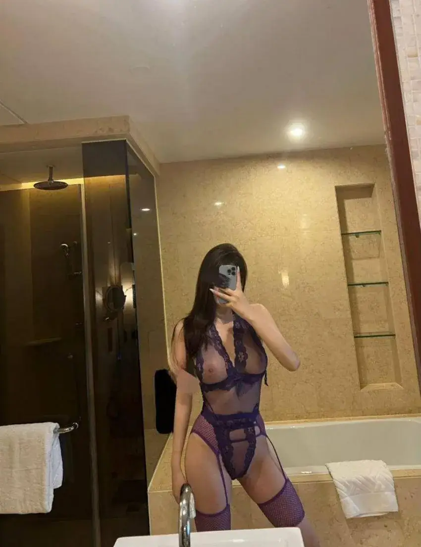 DevonLores97 O'Fallon DevonLores97