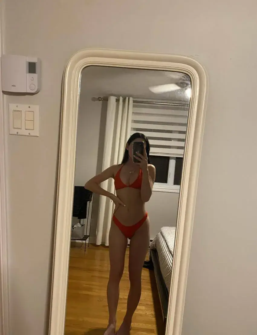 VikkiVroom