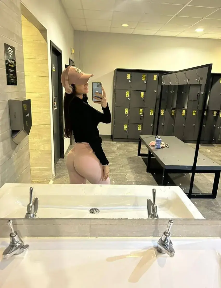 VikkiGoesWild Westbrook VikkiGoesWild